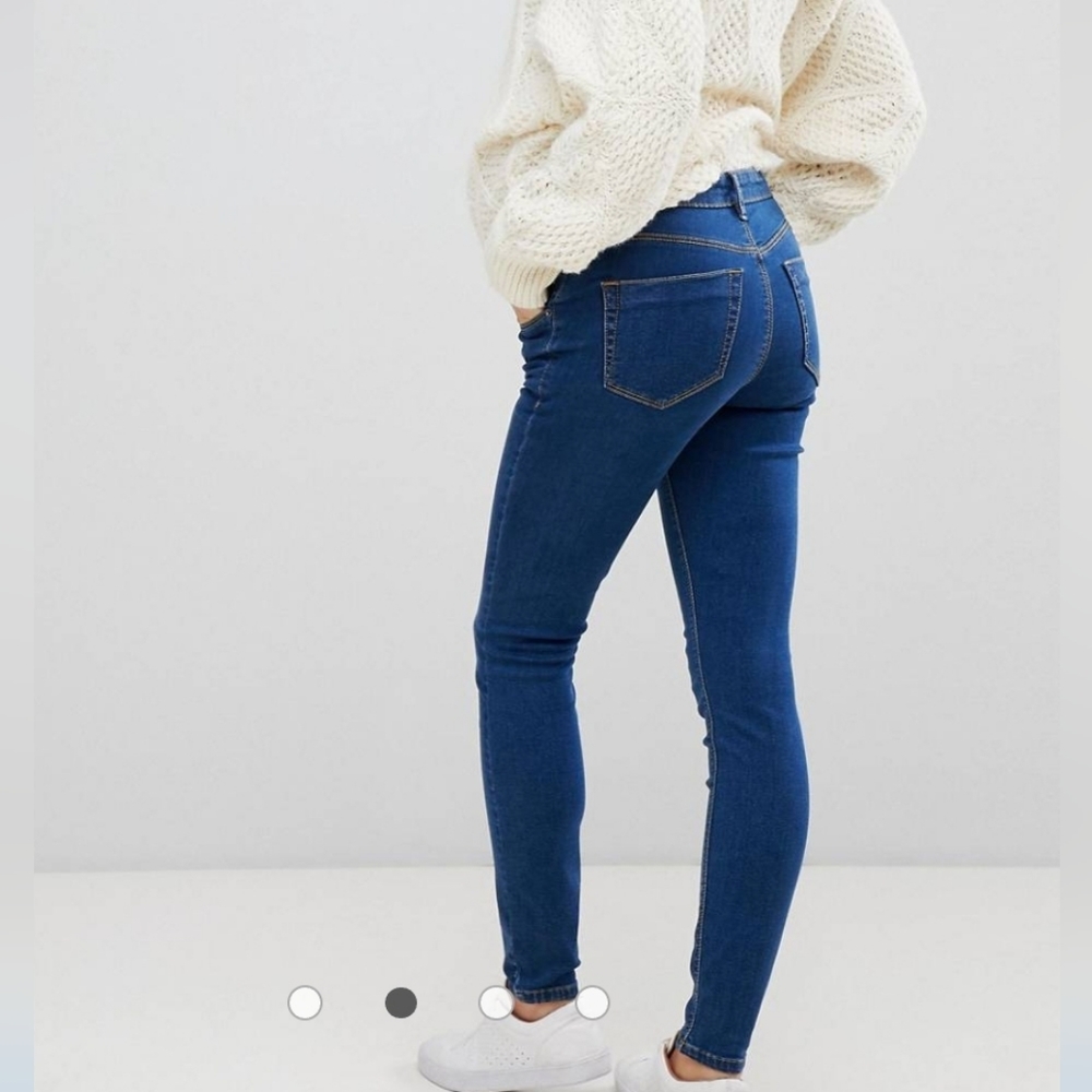 ASOS DESIGN Maternity 'skinny' jeans in with under the bump waistband
